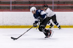 DeBoer at Trotz